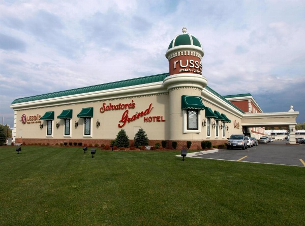 Salvatores Grand Hotel image 1